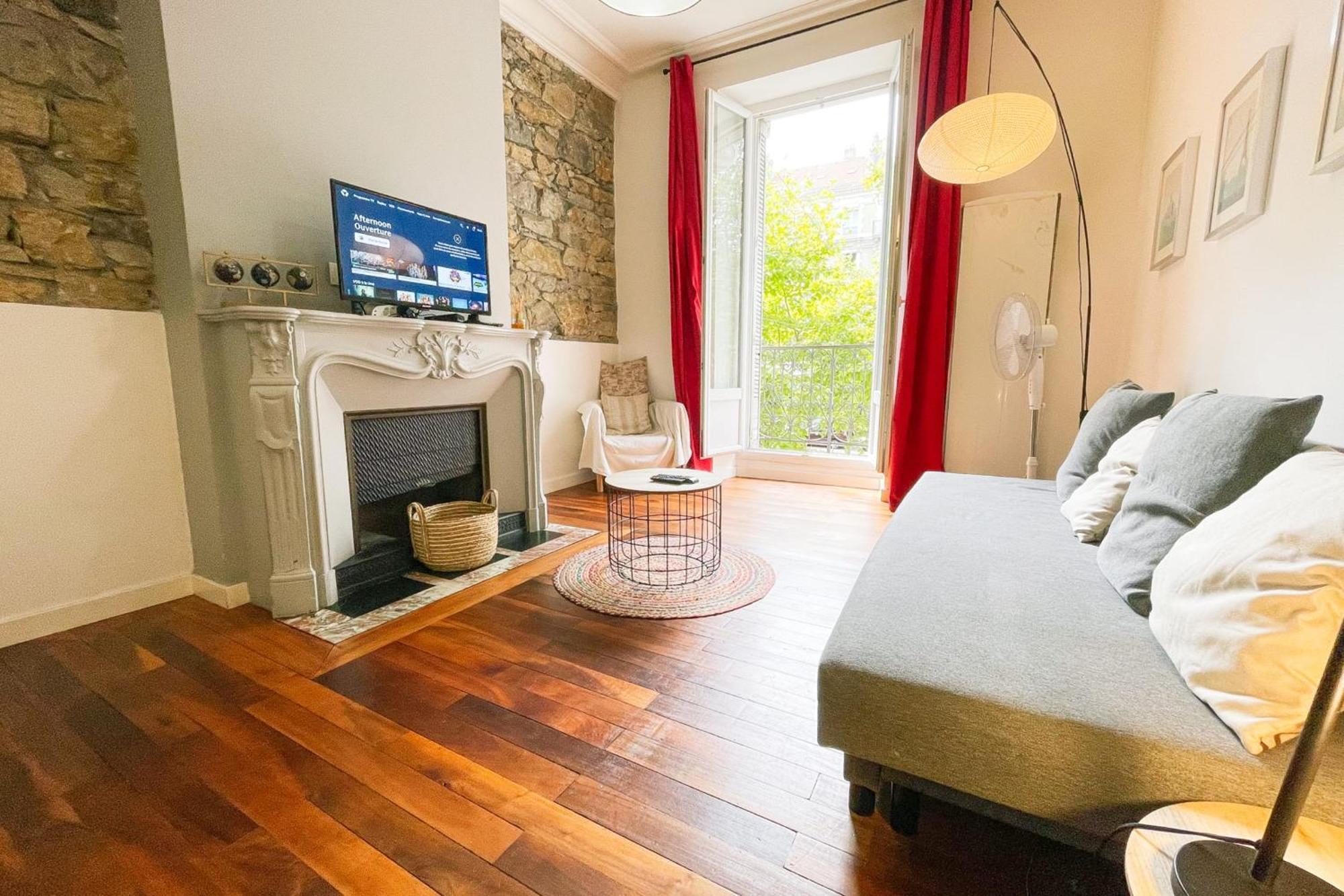 Ferienwohnung #G3 The Authentic T2 Downtown Balcony Tramway Grenoble Exterior foto